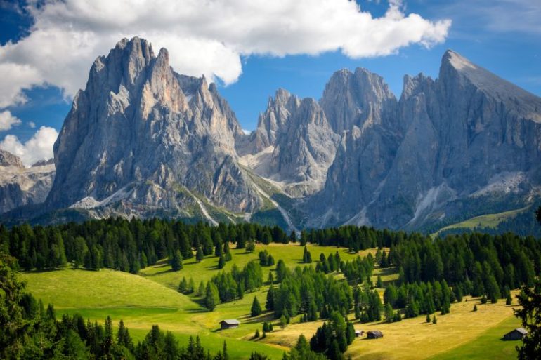 Incredible activities you simply can't miss in the Italian Dolomites